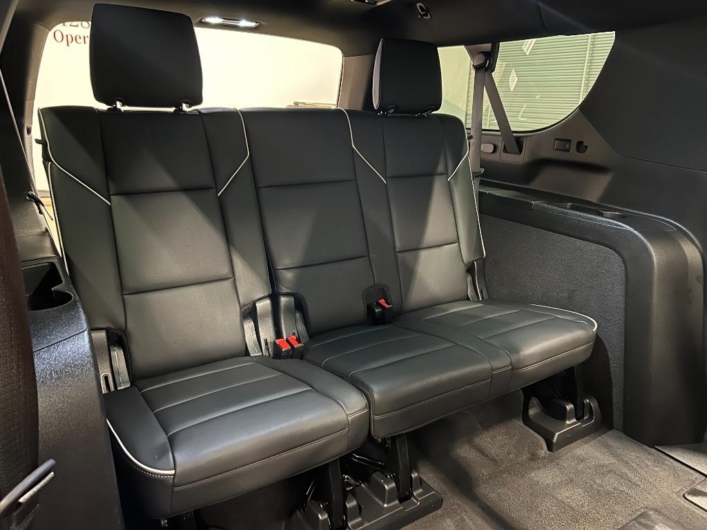 Cadillac Escalade ESV Premium Luxury 4WD 2022