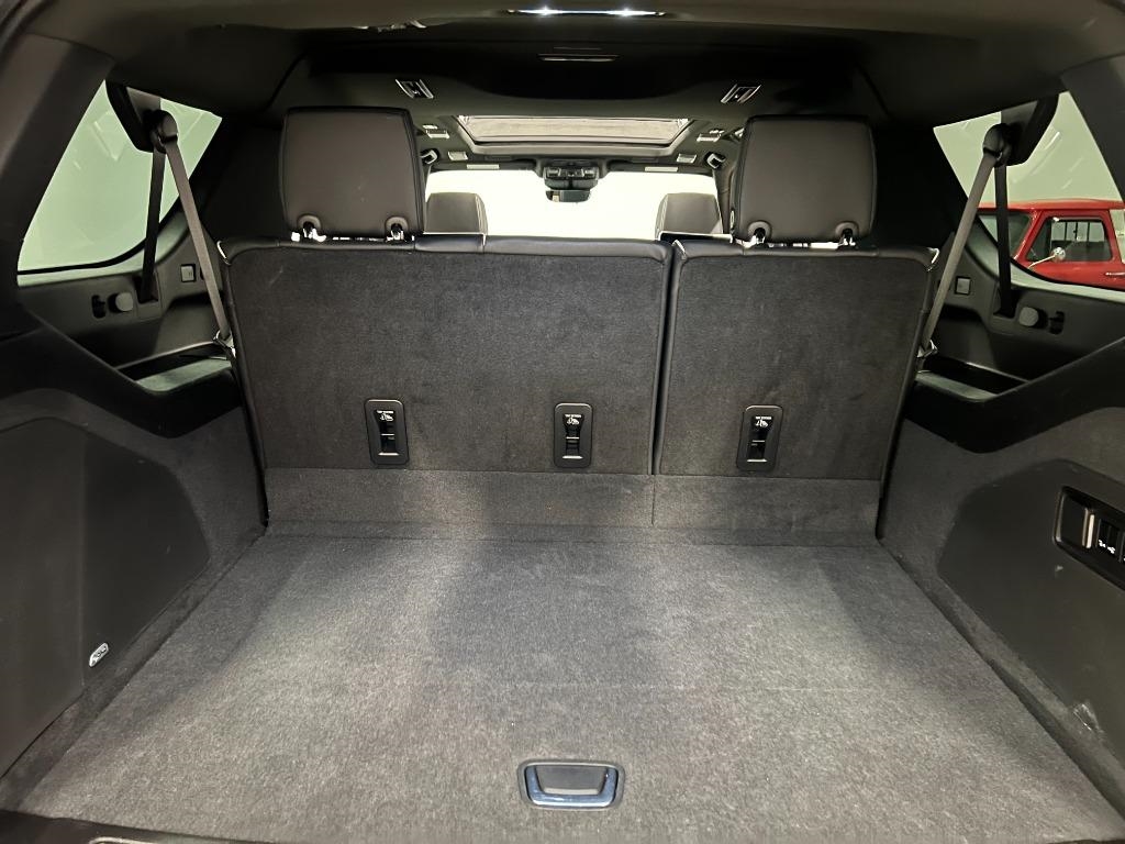 Cadillac Escalade ESV Premium Luxury 4WD 2022