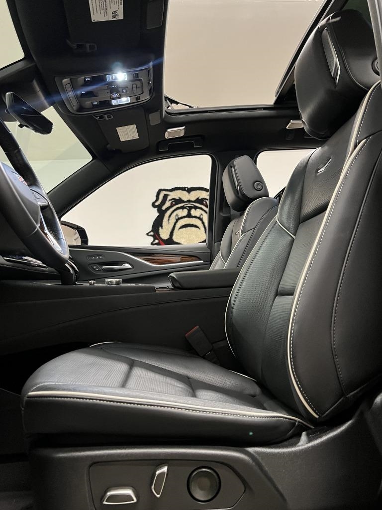 Cadillac Escalade ESV Premium Luxury 4WD 2022