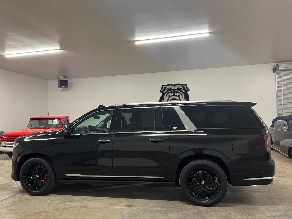 Cadillac Escalade ESV Premium Luxury 4WD 2022