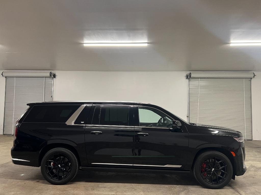 Cadillac Escalade ESV Premium Luxury 4WD 2022