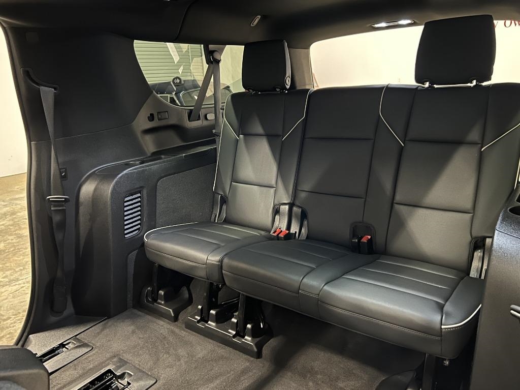 Cadillac Escalade ESV Premium Luxury 4WD 2022