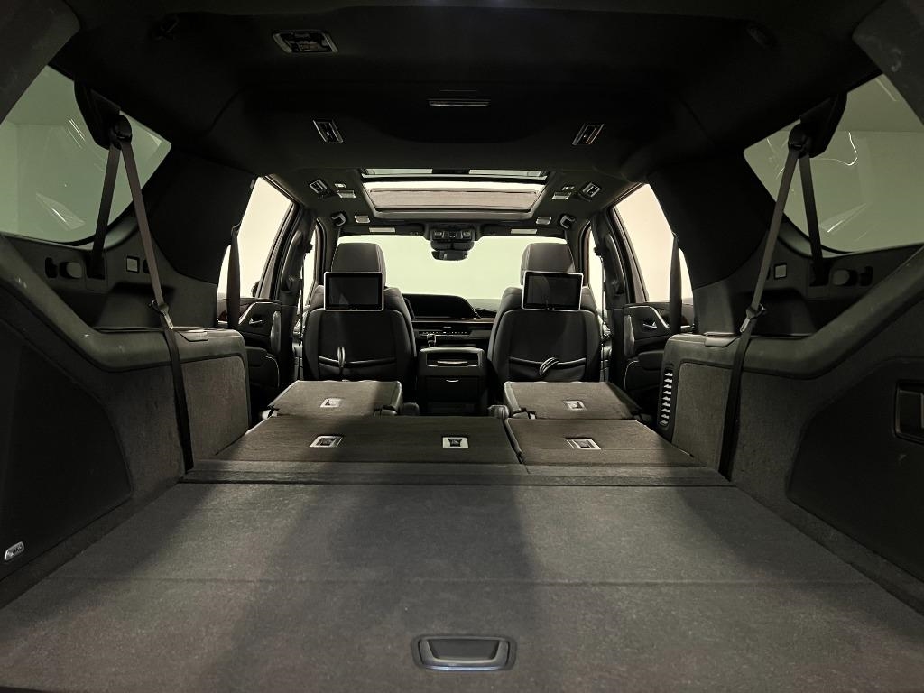 Cadillac Escalade ESV Premium Luxury 4WD 2022