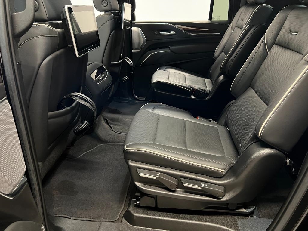 Cadillac Escalade ESV Premium Luxury 4WD 2022