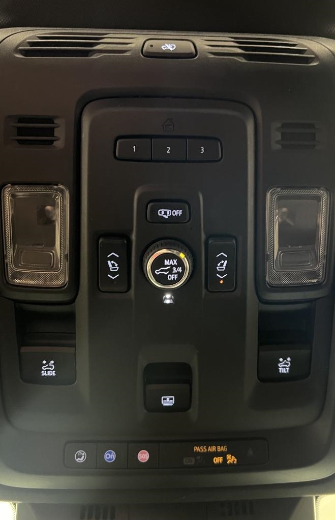 Cadillac Escalade ESV Premium Luxury 4WD 2022