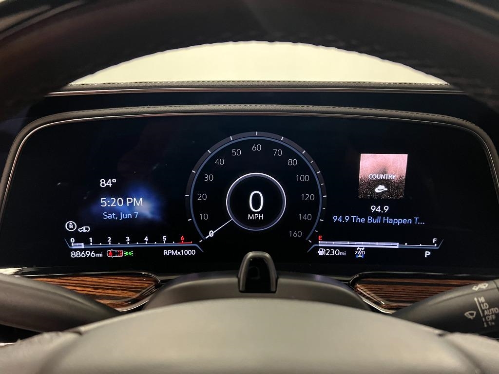 Cadillac Escalade ESV Premium Luxury 4WD 2022