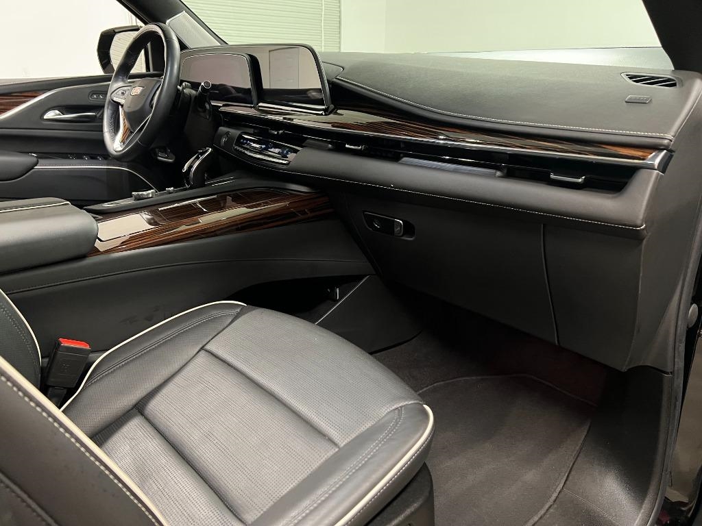 Cadillac Escalade ESV Premium Luxury 4WD 2022