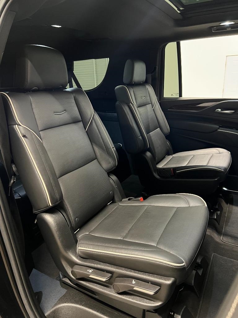 Cadillac Escalade ESV Premium Luxury 4WD 2022