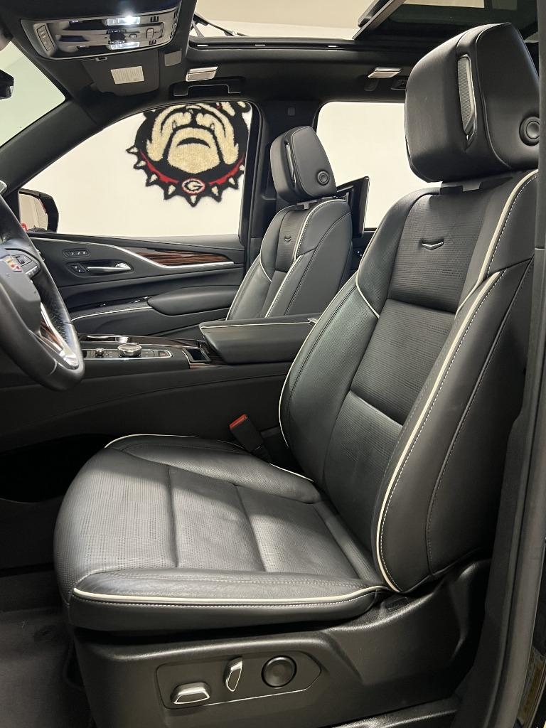 Cadillac Escalade ESV Premium Luxury 4WD 2022