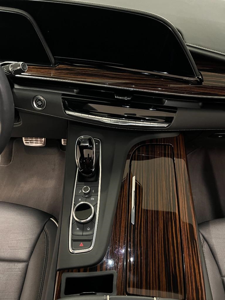 Cadillac Escalade ESV Premium Luxury 4WD 2022