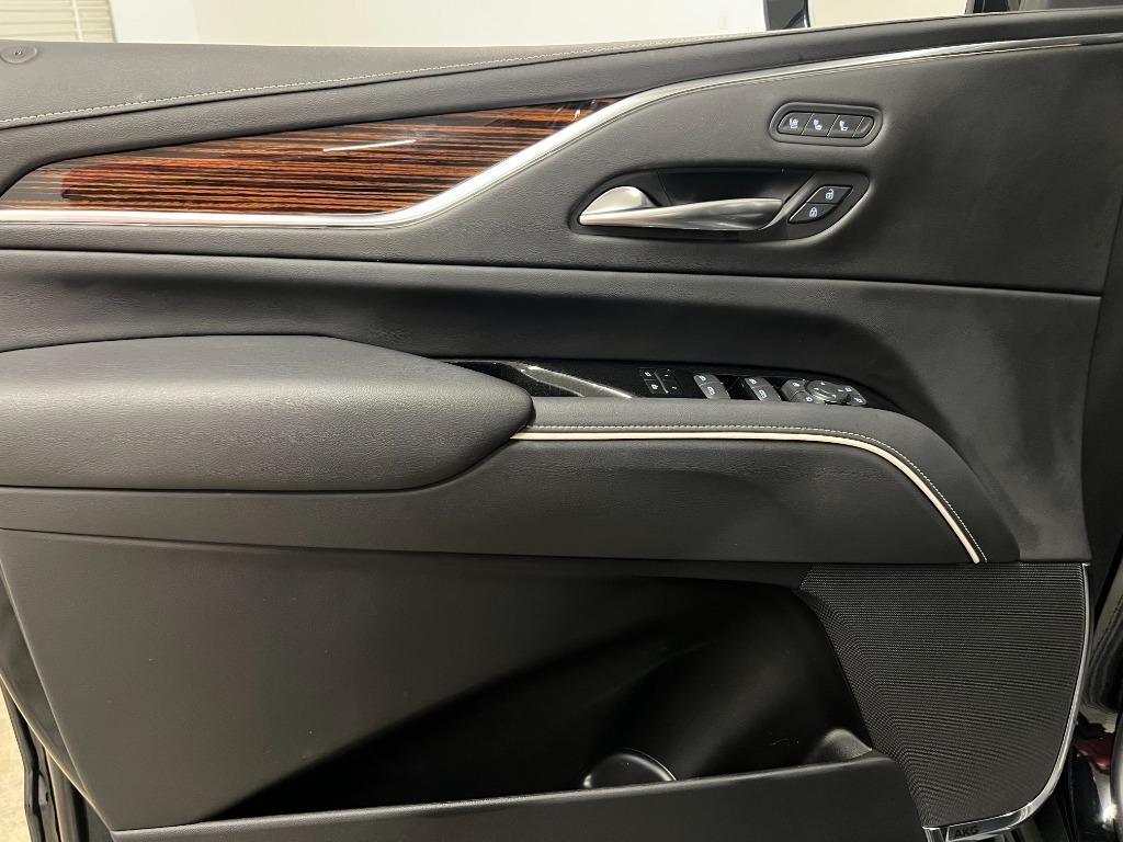 Cadillac Escalade ESV Premium Luxury 4WD 2022