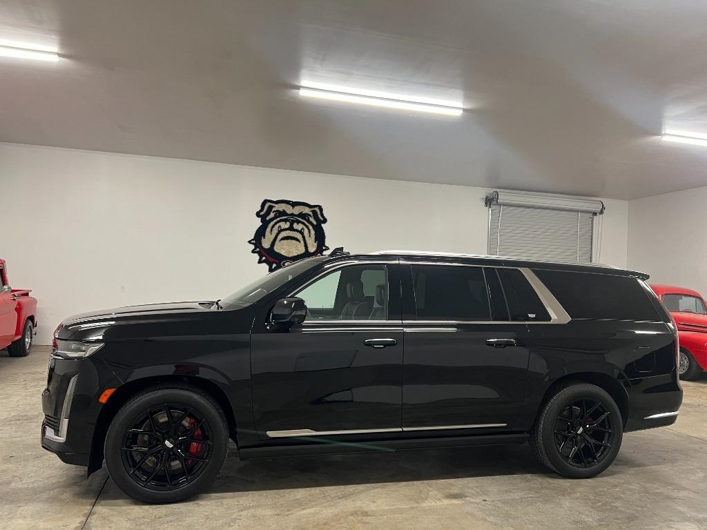 Cadillac Escalade ESV Premium Luxury 4WD 2022