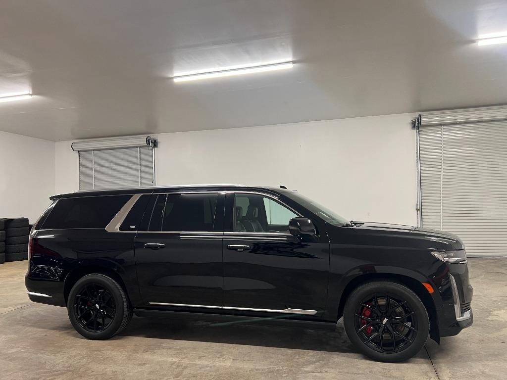 Cadillac Escalade ESV Premium Luxury 4WD 2022