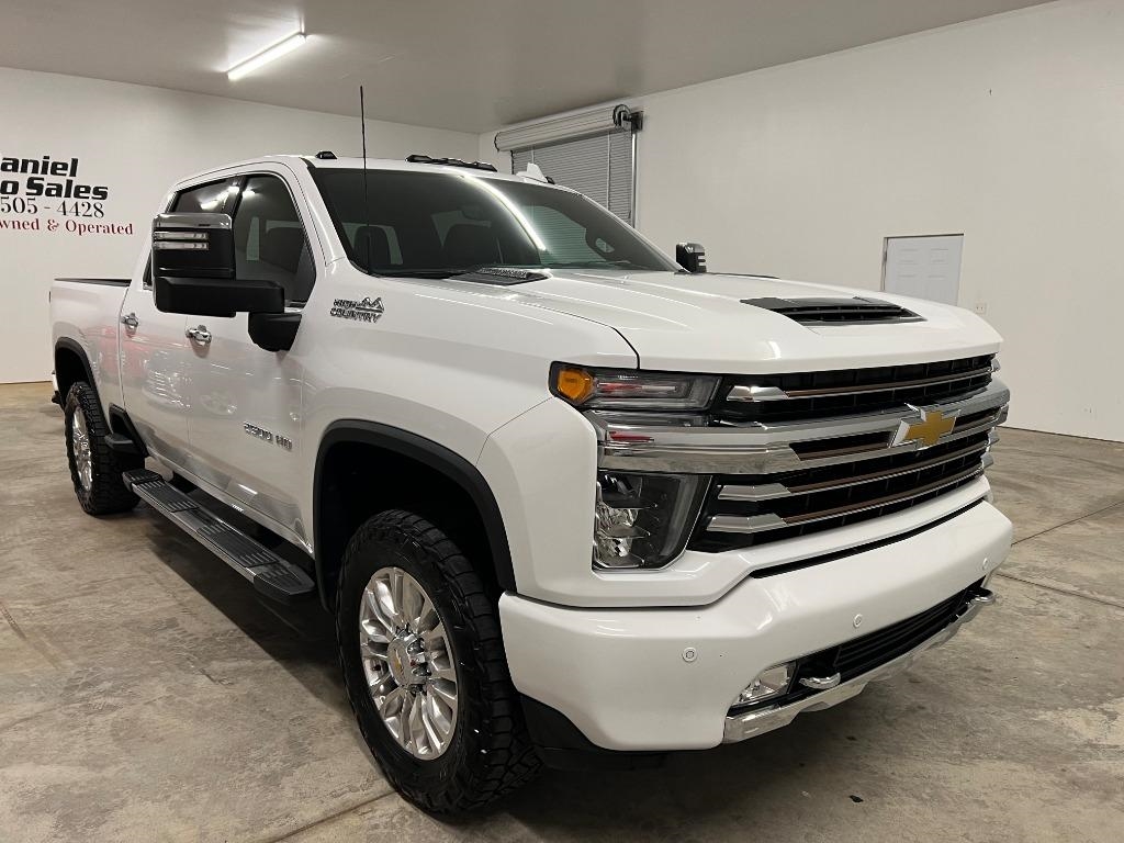 Chevrolet Silverado 2500HD High Country Crew Cab Long Box 4WD 2022