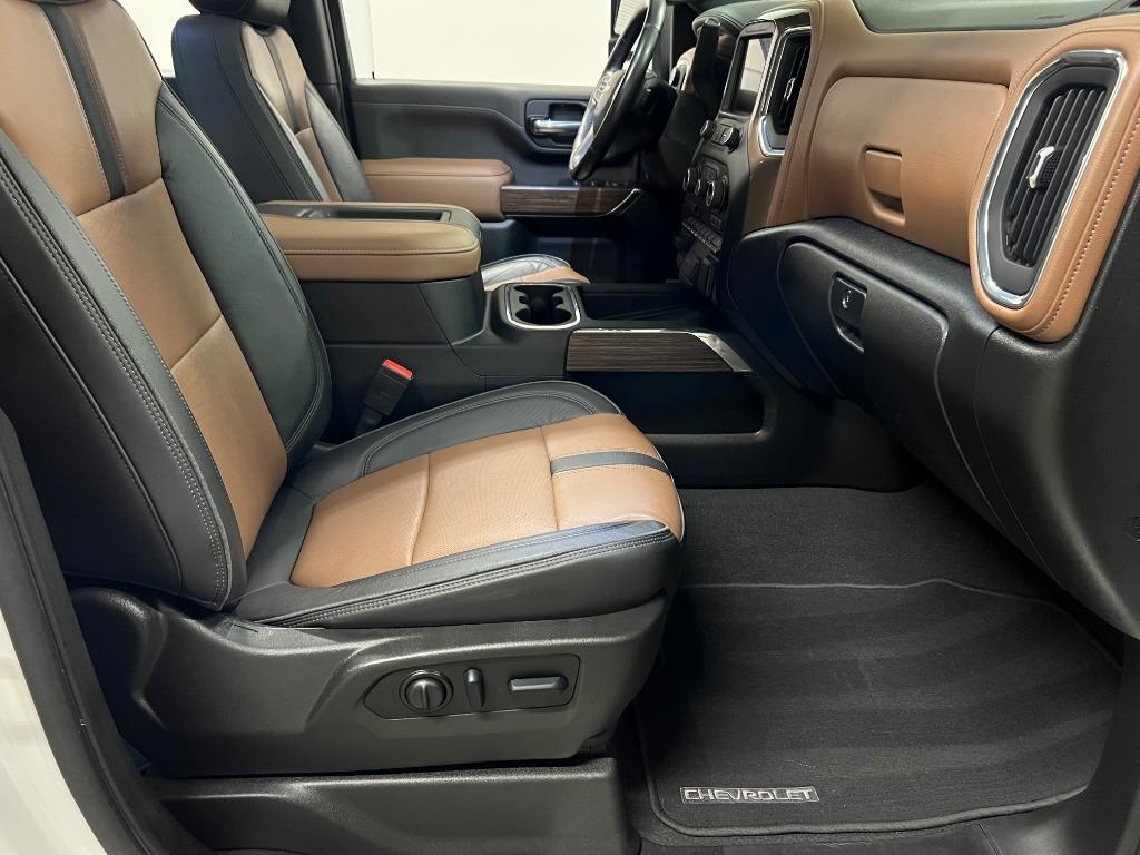 Chevrolet Silverado 2500HD High Country Crew Cab Long Box 4WD 2022