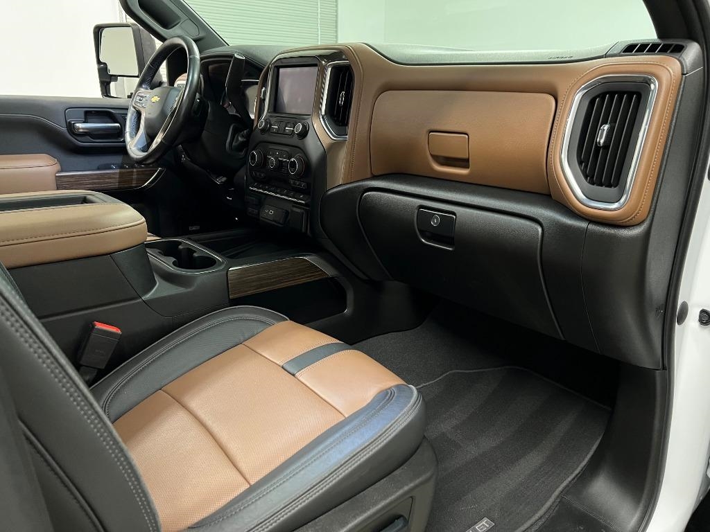 Chevrolet Silverado 2500HD High Country Crew Cab Long Box 4WD 2022