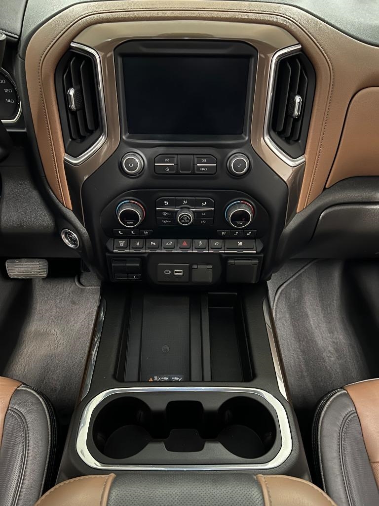 Chevrolet Silverado 2500HD High Country Crew Cab Long Box 4WD 2022