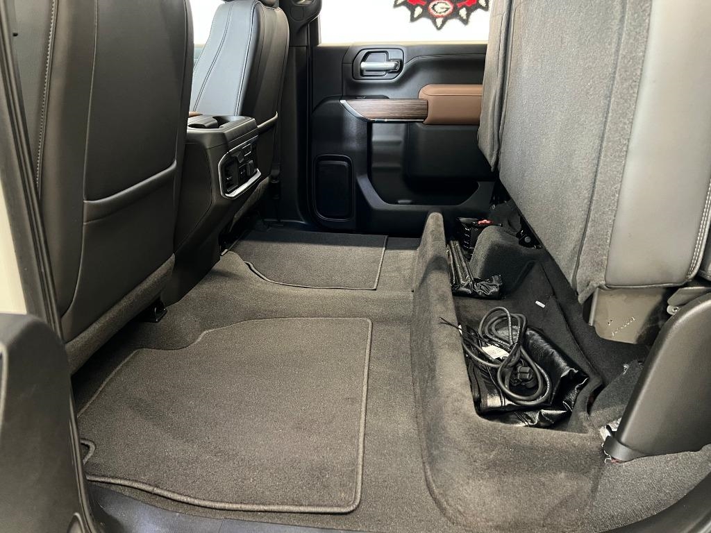 Chevrolet Silverado 2500HD High Country Crew Cab Long Box 4WD 2022