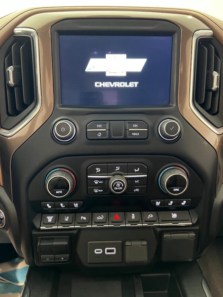 Chevrolet Silverado 2500HD High Country Crew Cab Long Box 4WD 2022