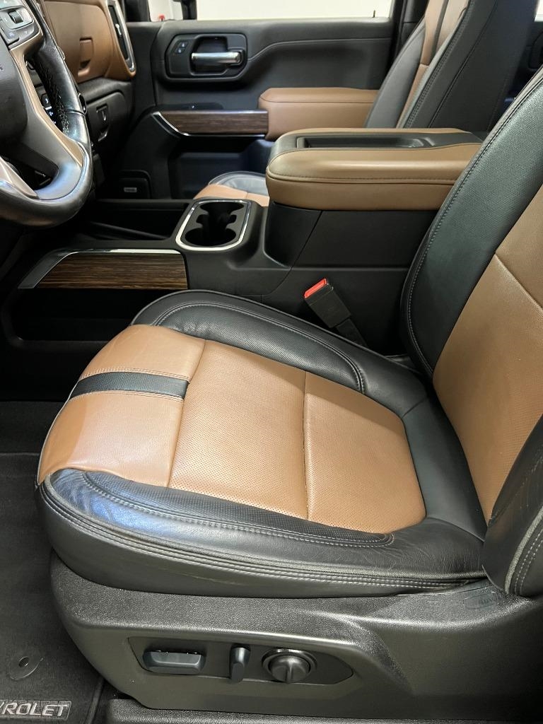 Chevrolet Silverado 2500HD High Country Crew Cab Long Box 4WD 2022