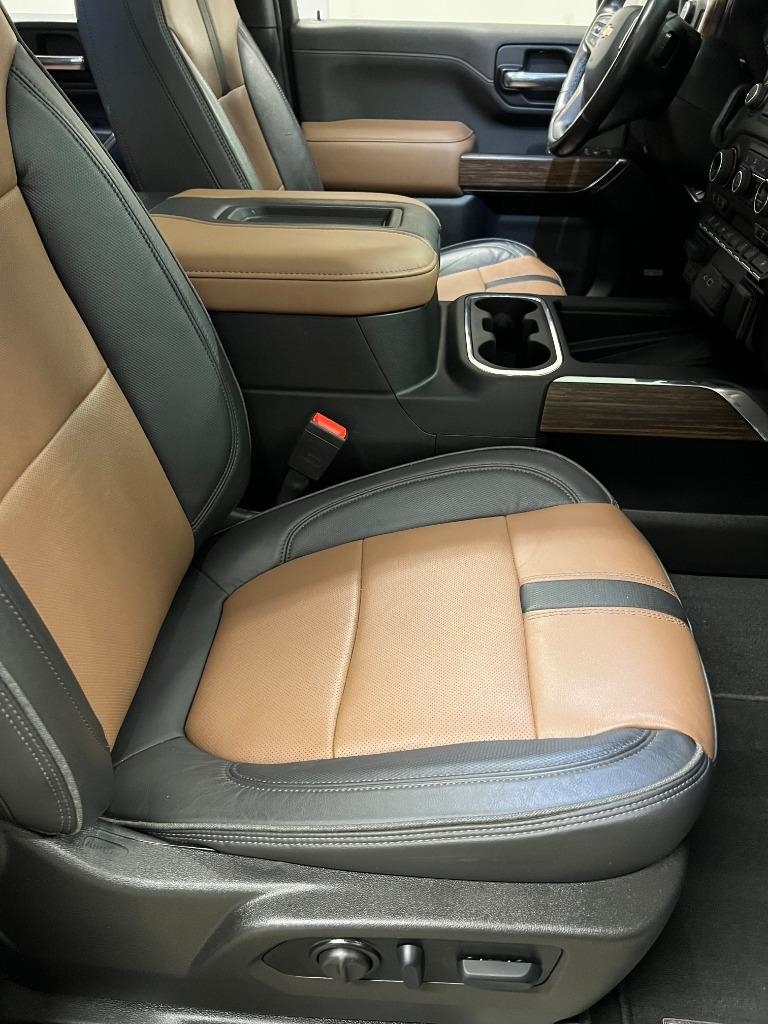 Chevrolet Silverado 2500HD High Country Crew Cab Long Box 4WD 2022