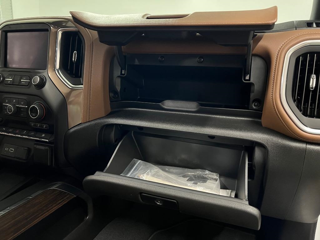 Chevrolet Silverado 2500HD High Country Crew Cab Long Box 4WD 2022