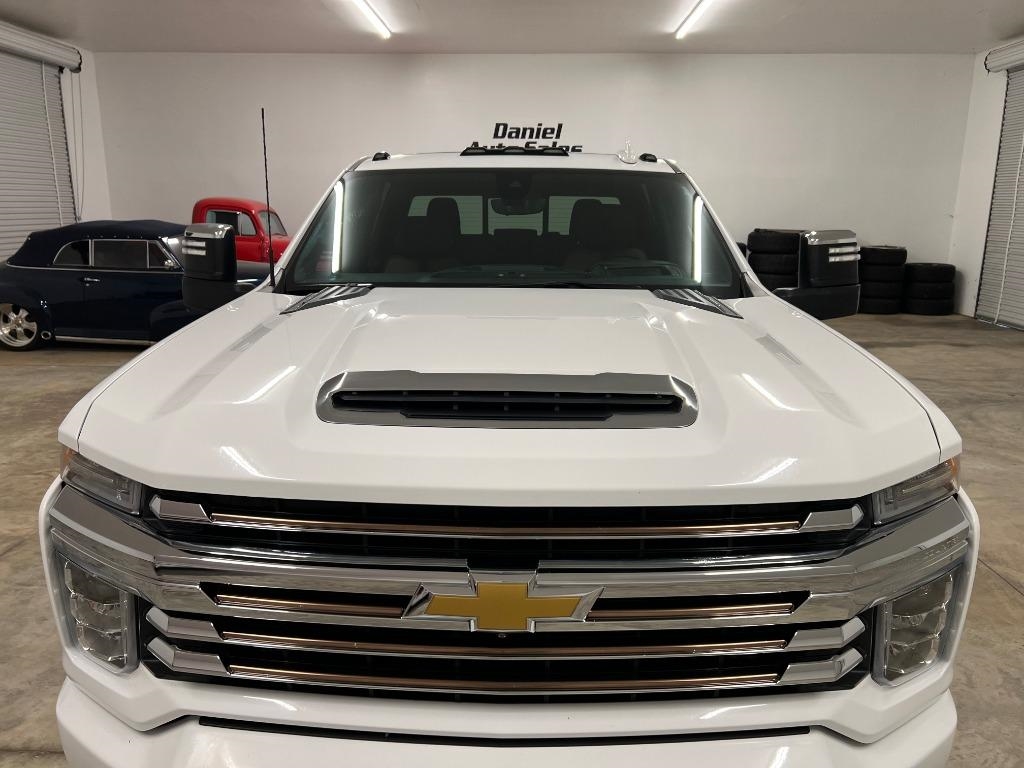 Chevrolet Silverado 2500HD High Country Crew Cab Long Box 4WD 2022