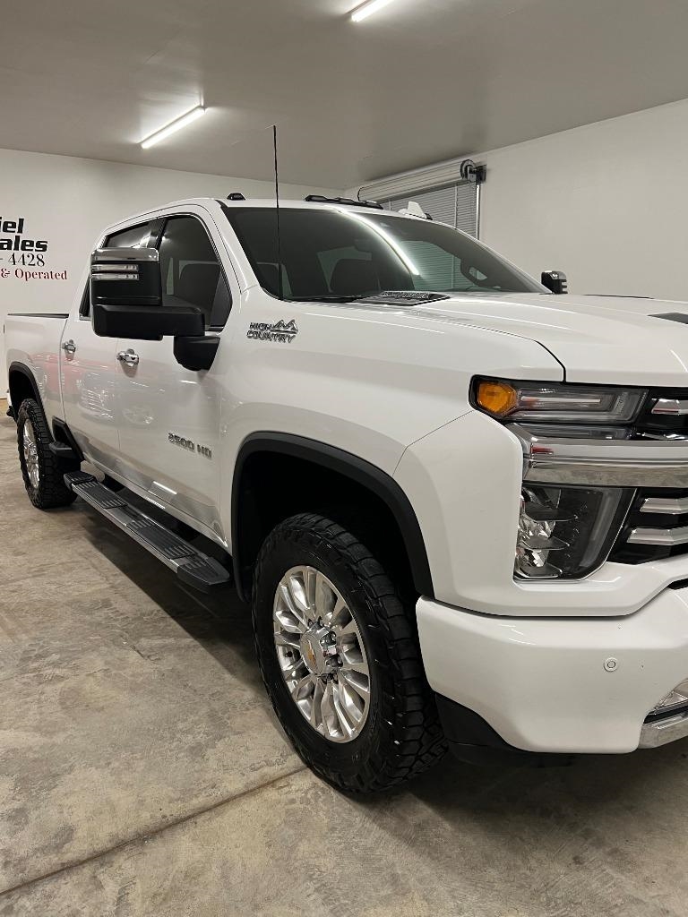 Chevrolet Silverado 2500HD High Country Crew Cab Long Box 4WD 2022