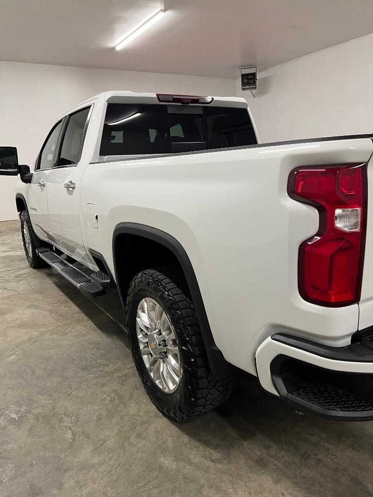 Chevrolet Silverado 2500HD High Country Crew Cab Long Box 4WD 2022