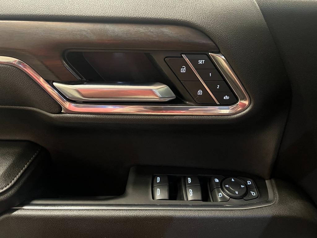 GMC Sierra 1500 SLT Crew Cab 4WD 2023