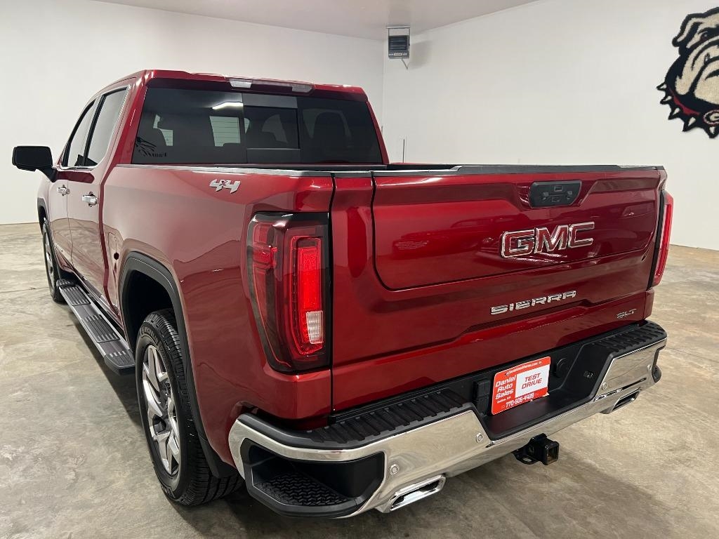 GMC Sierra 1500 SLT Crew Cab 4WD 2023