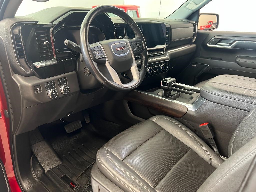 GMC Sierra 1500 SLT Crew Cab 4WD 2023