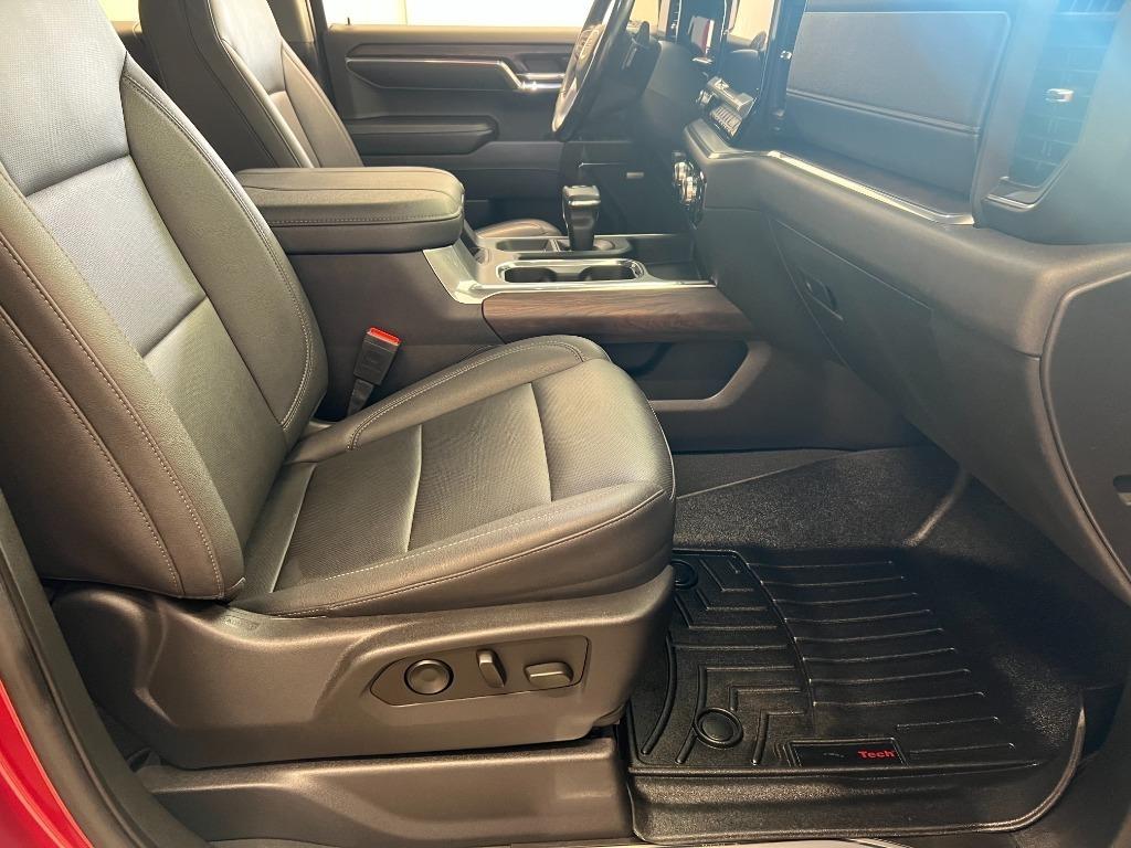 GMC Sierra 1500 SLT Crew Cab 4WD 2023