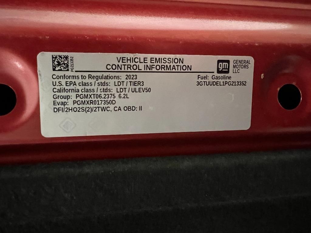 GMC Sierra 1500 SLT Crew Cab 4WD 2023