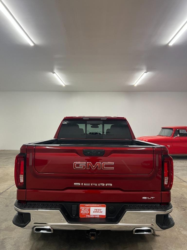 GMC Sierra 1500 SLT Crew Cab 4WD 2023