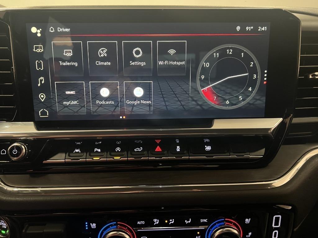 GMC Sierra 1500 SLT Crew Cab 4WD 2023