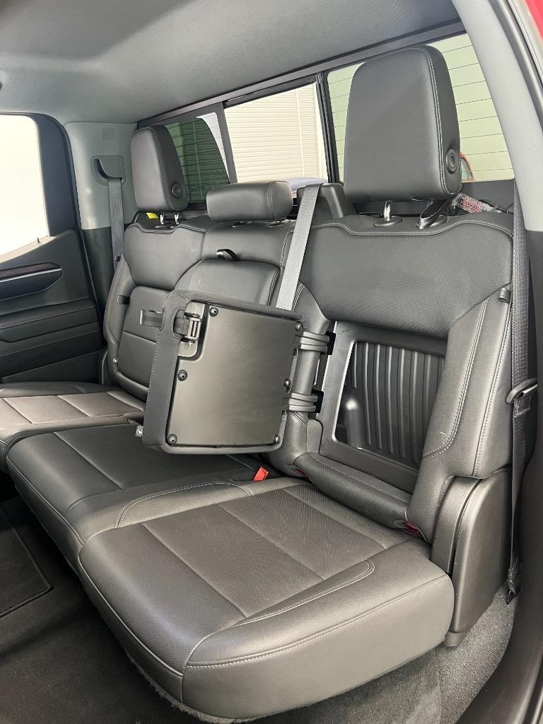 GMC Sierra 1500 SLT Crew Cab 4WD 2023