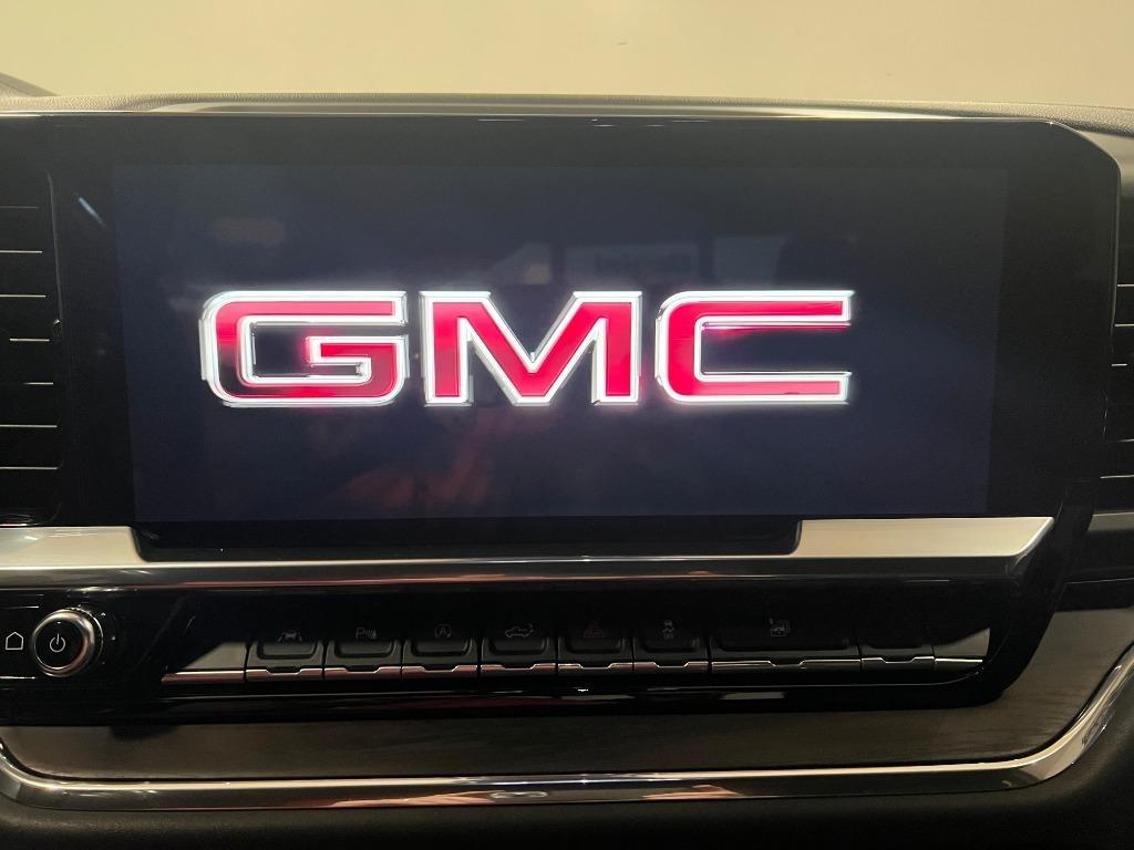GMC Sierra 1500 SLT Crew Cab 4WD 2023
