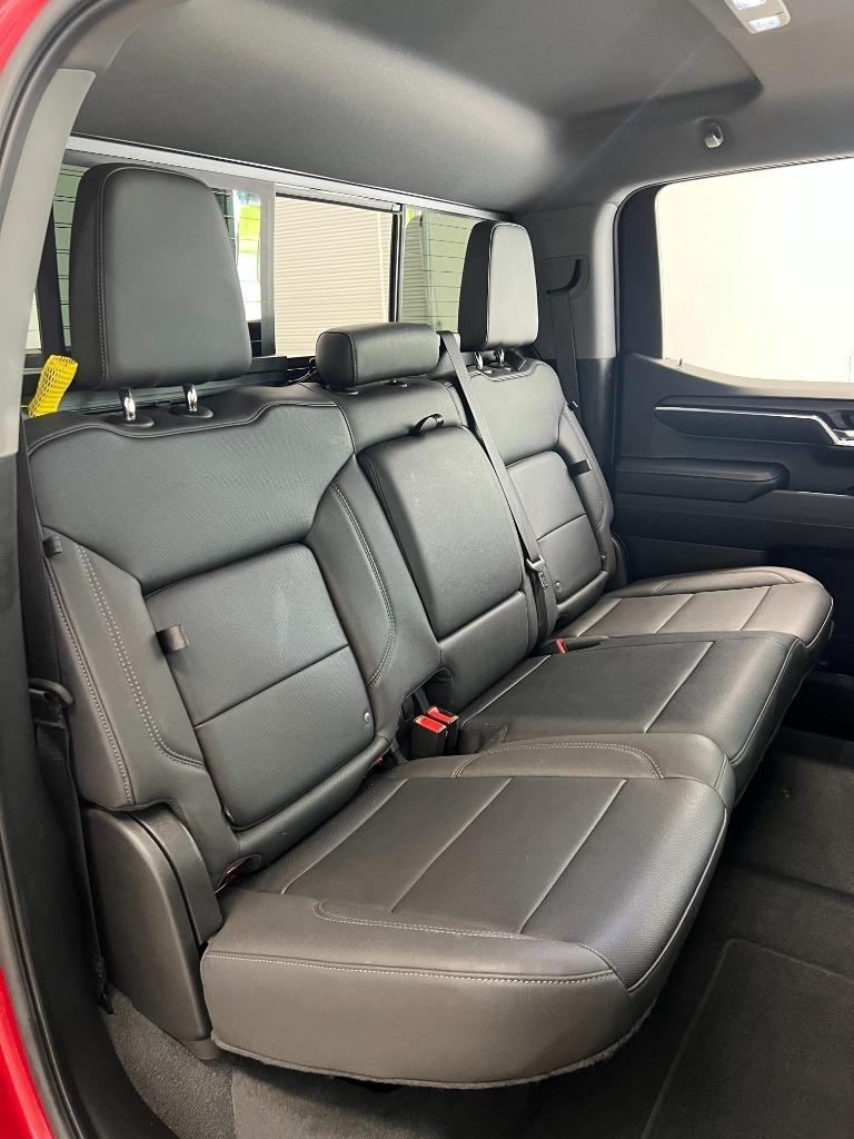 GMC Sierra 1500 SLT Crew Cab 4WD 2023