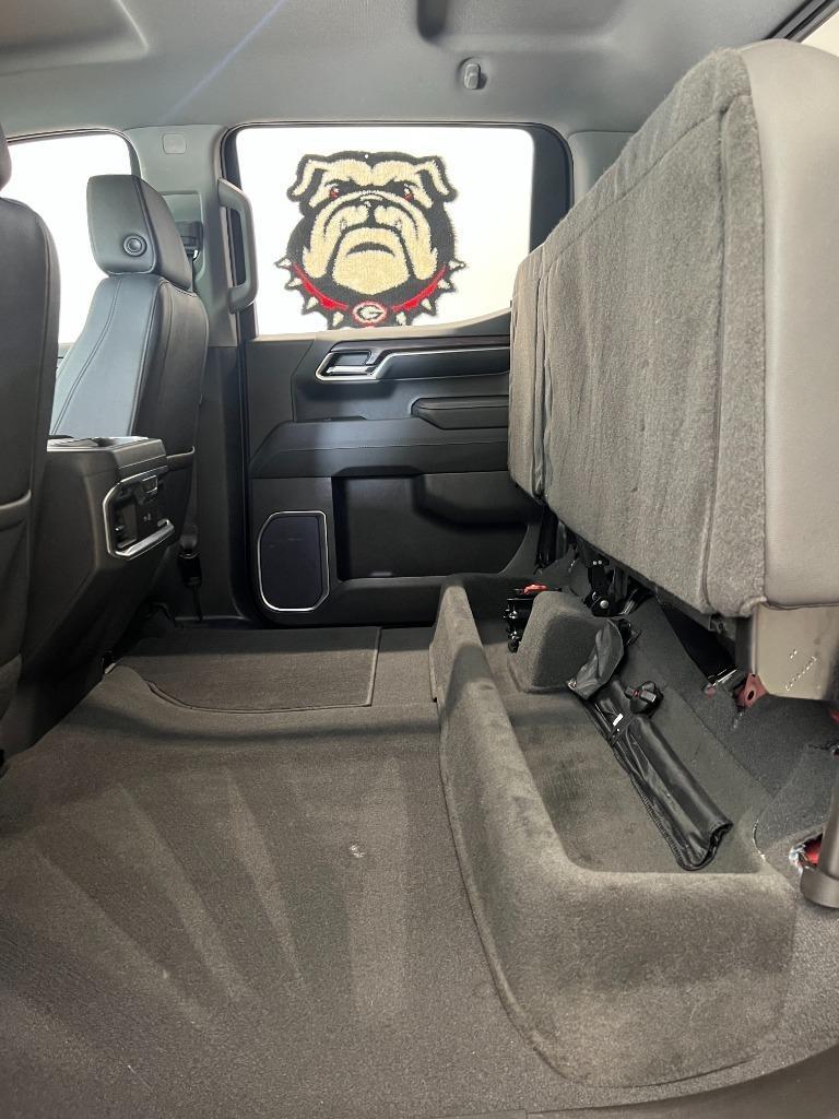 GMC Sierra 1500 SLT Crew Cab 4WD 2023