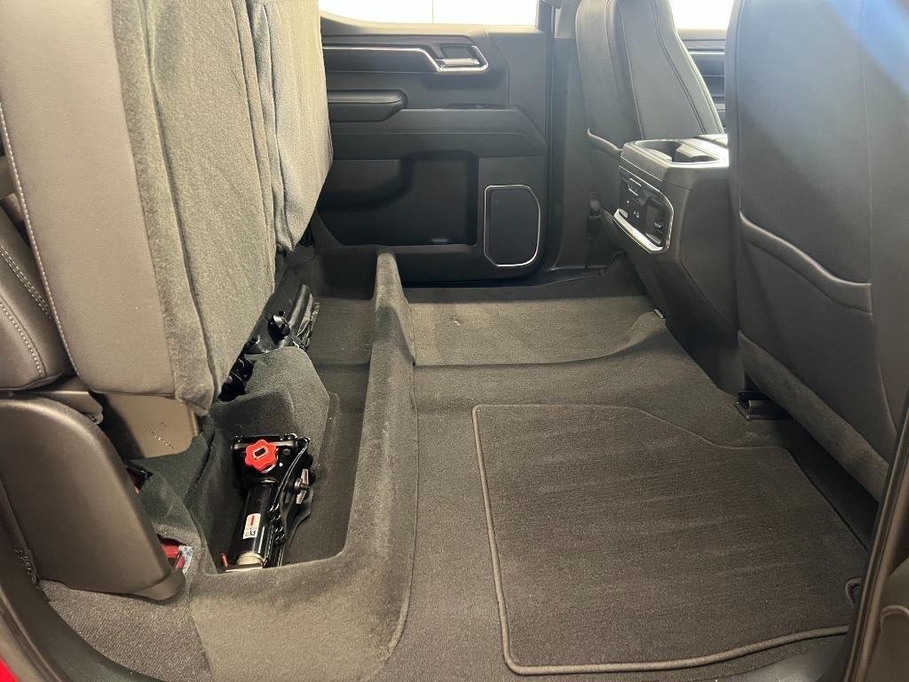 GMC Sierra 1500 SLT Crew Cab 4WD 2023