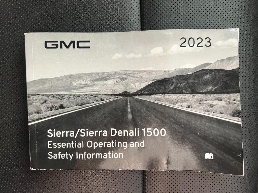 GMC Sierra 1500 SLT Crew Cab 4WD 2023
