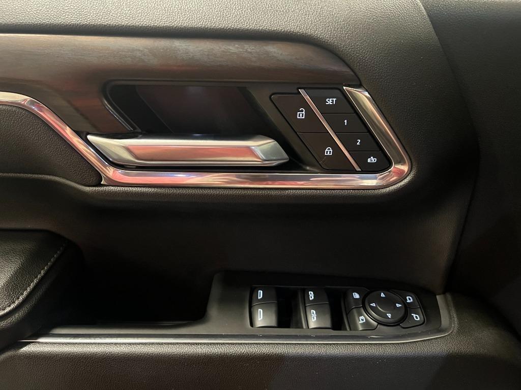 GMC Sierra 1500 SLT Crew Cab 4WD 2023
