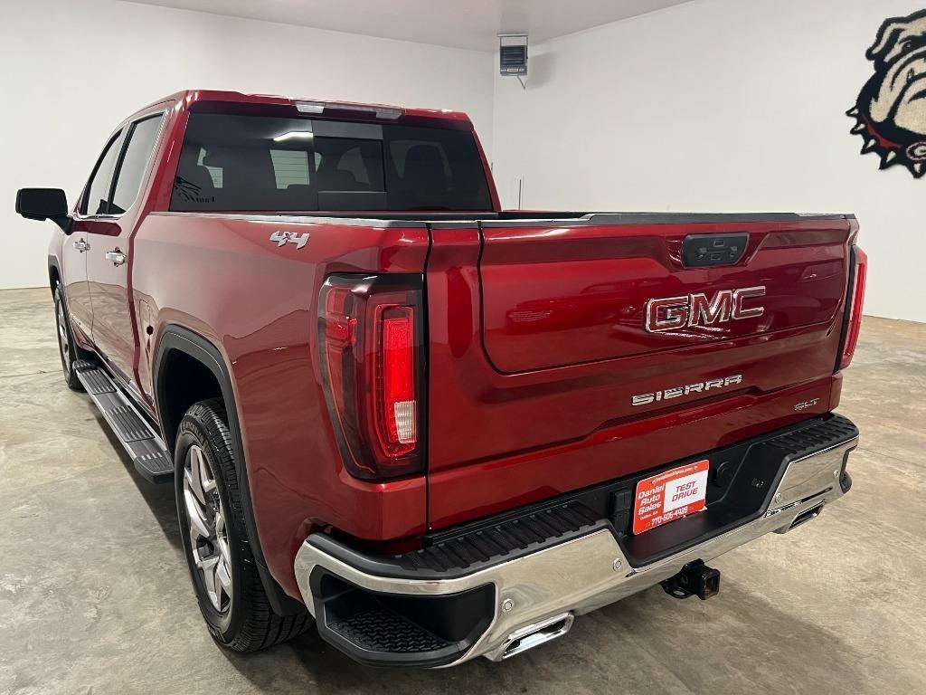 GMC Sierra 1500 SLT Crew Cab 4WD 2023