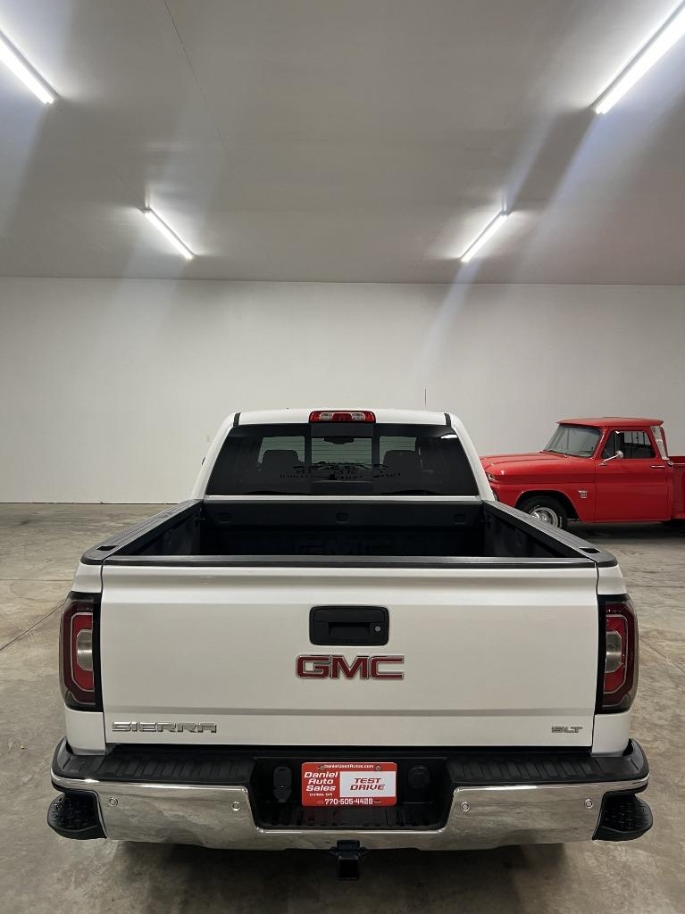 GMC Sierra 1500 SLT Crew Cab Long Box 4WD 2017