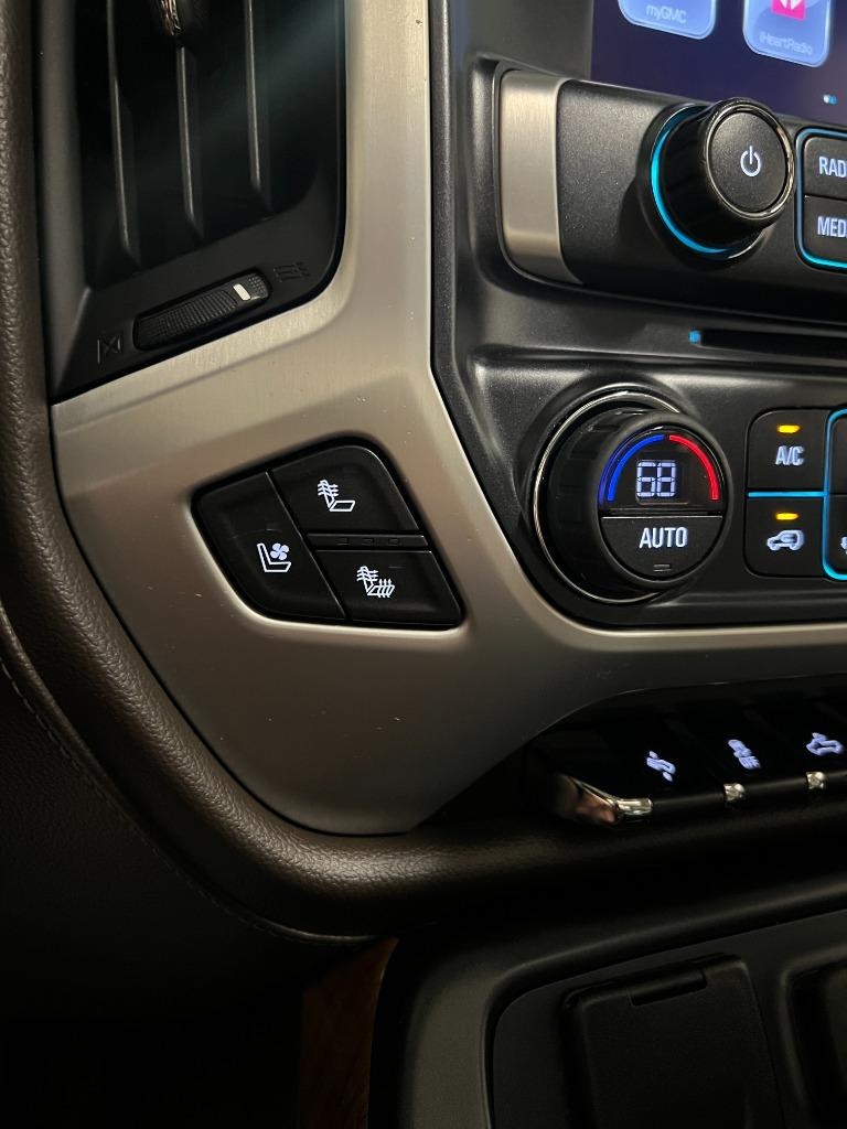 GMC Sierra 1500 SLT Crew Cab Long Box 4WD 2017