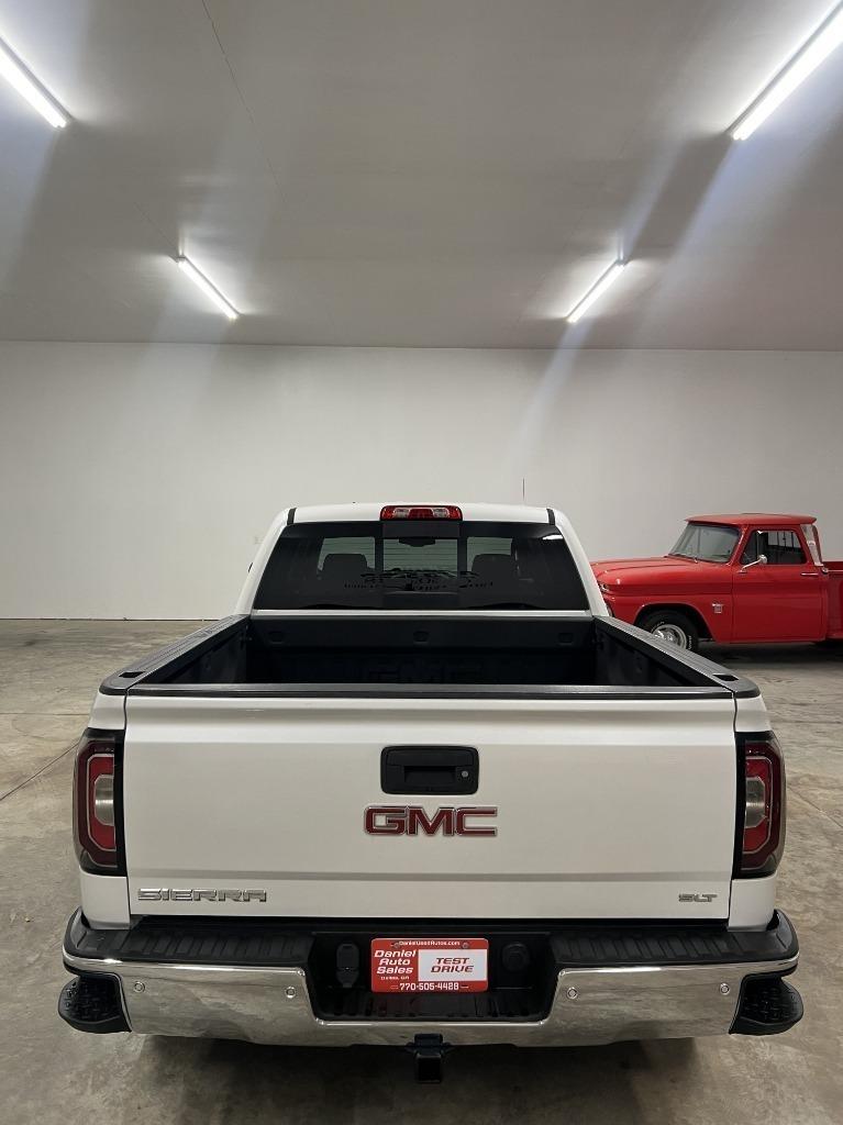 GMC Sierra 1500 SLT Crew Cab Long Box 4WD 2017