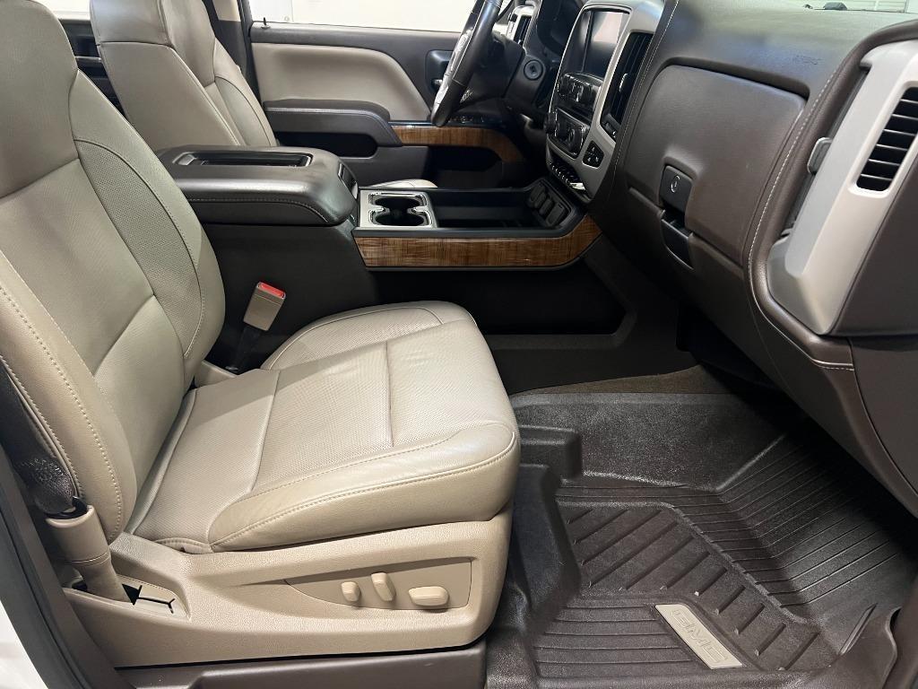 GMC Sierra 1500 SLT Crew Cab Long Box 4WD 2017