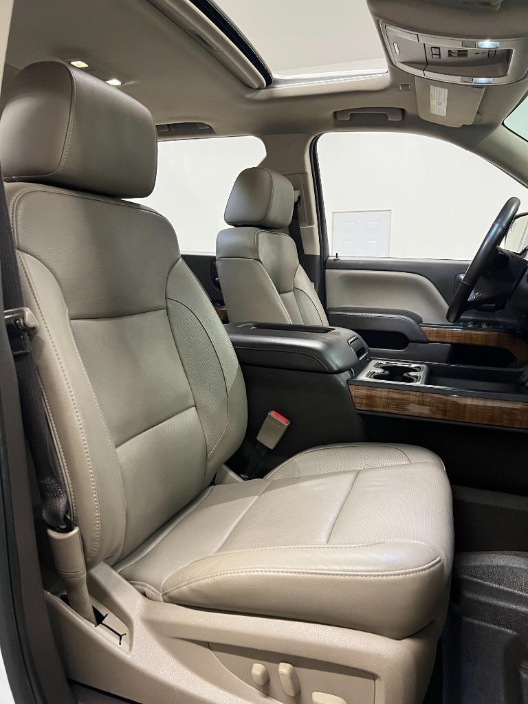 GMC Sierra 1500 SLT Crew Cab Long Box 4WD 2017