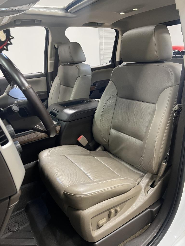 GMC Sierra 1500 SLT Crew Cab Long Box 4WD 2017